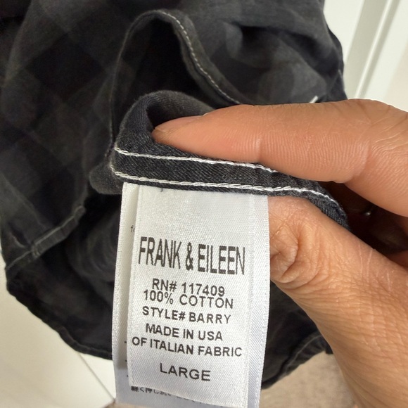Frank & Eileen Women Button Up Long Sleeve Shirt Large Black/Grey Plaid “Barry” - Picture 5 of 6